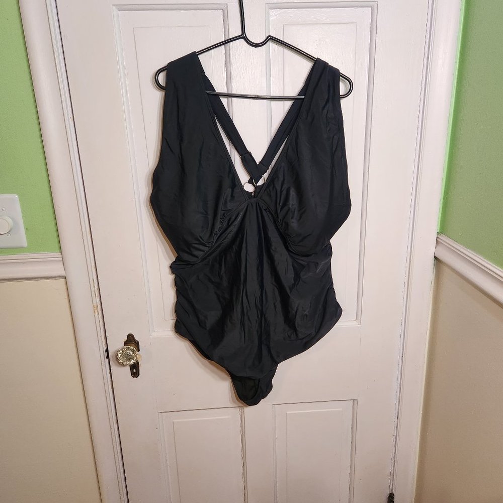 DACI One Piece Black Swimsuit Size 24W